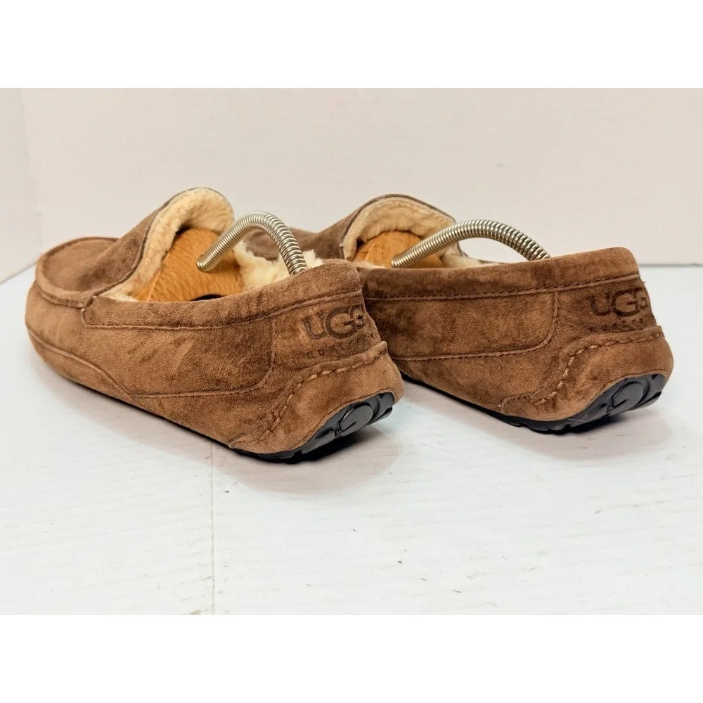UGG‎ Ascot Chestnut Suede Sheepskin Slippers Men's 11 Loafer Moccasin 5775